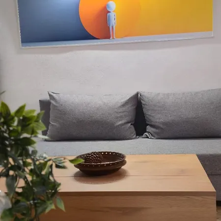 Old-timer 2 Apartman Várna